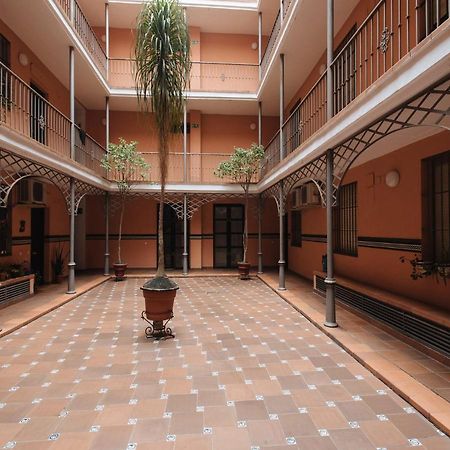 Luxury Apartment in Plaza de Armas Sevilla Exterior foto