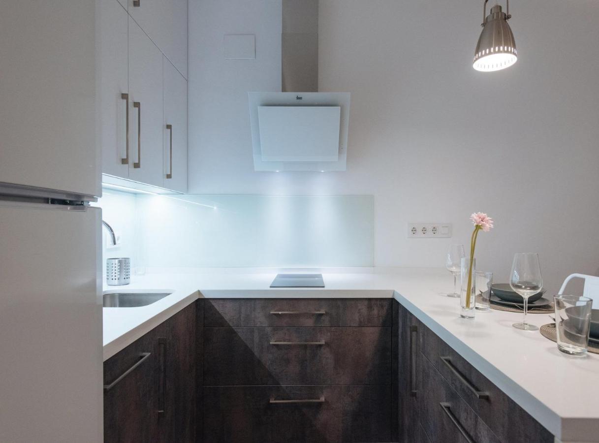 Luxury Apartment in Plaza de Armas Sevilla Exterior foto