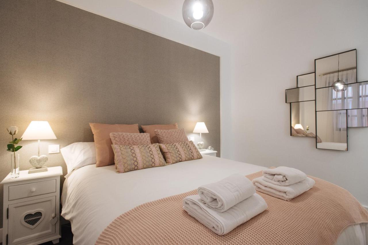 Luxury Apartment in Plaza de Armas Sevilla Exterior foto