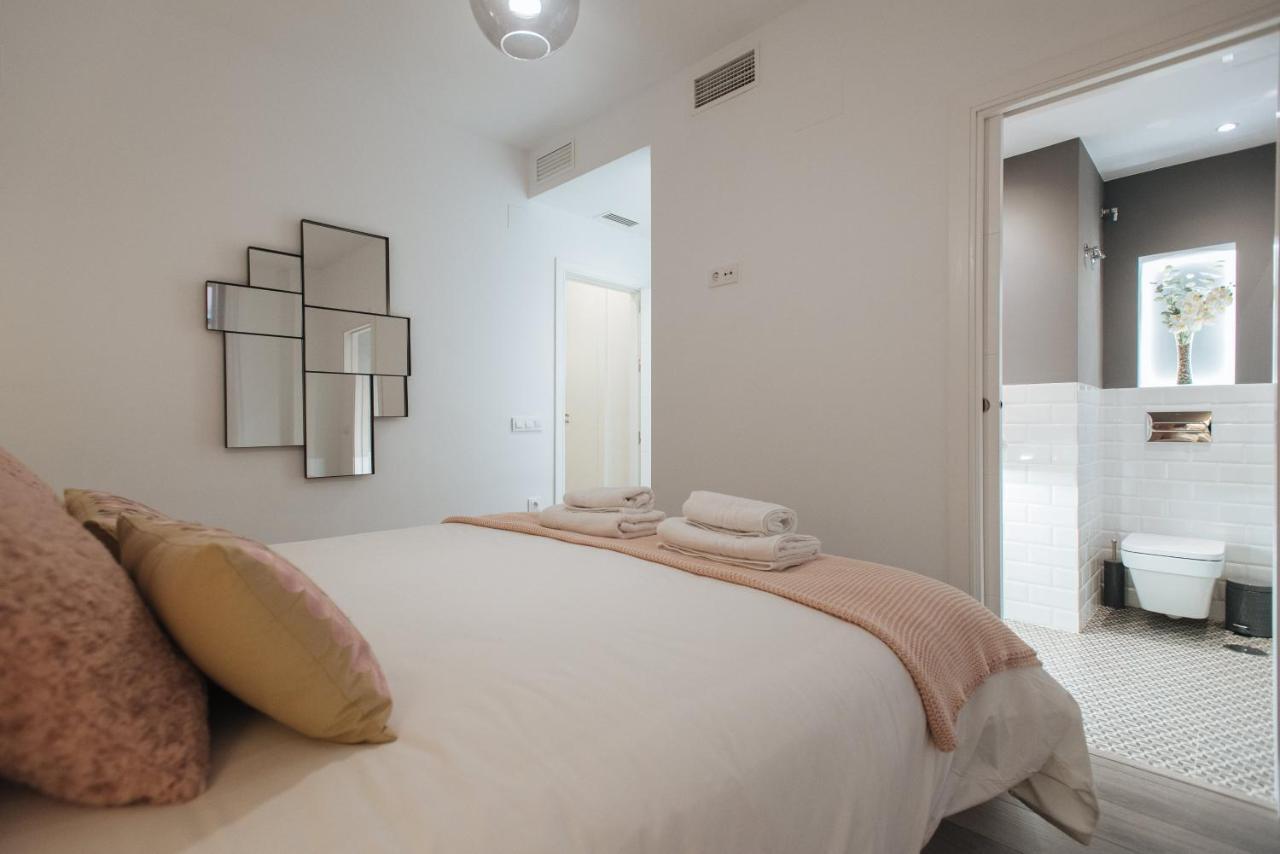 Luxury Apartment in Plaza de Armas Sevilla Exterior foto